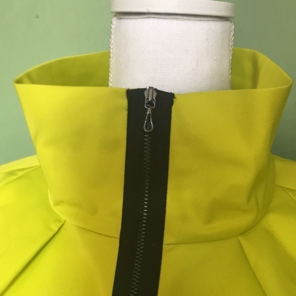 CARLISLE neon yellow/green cropped jacket - Picture 2 of 14